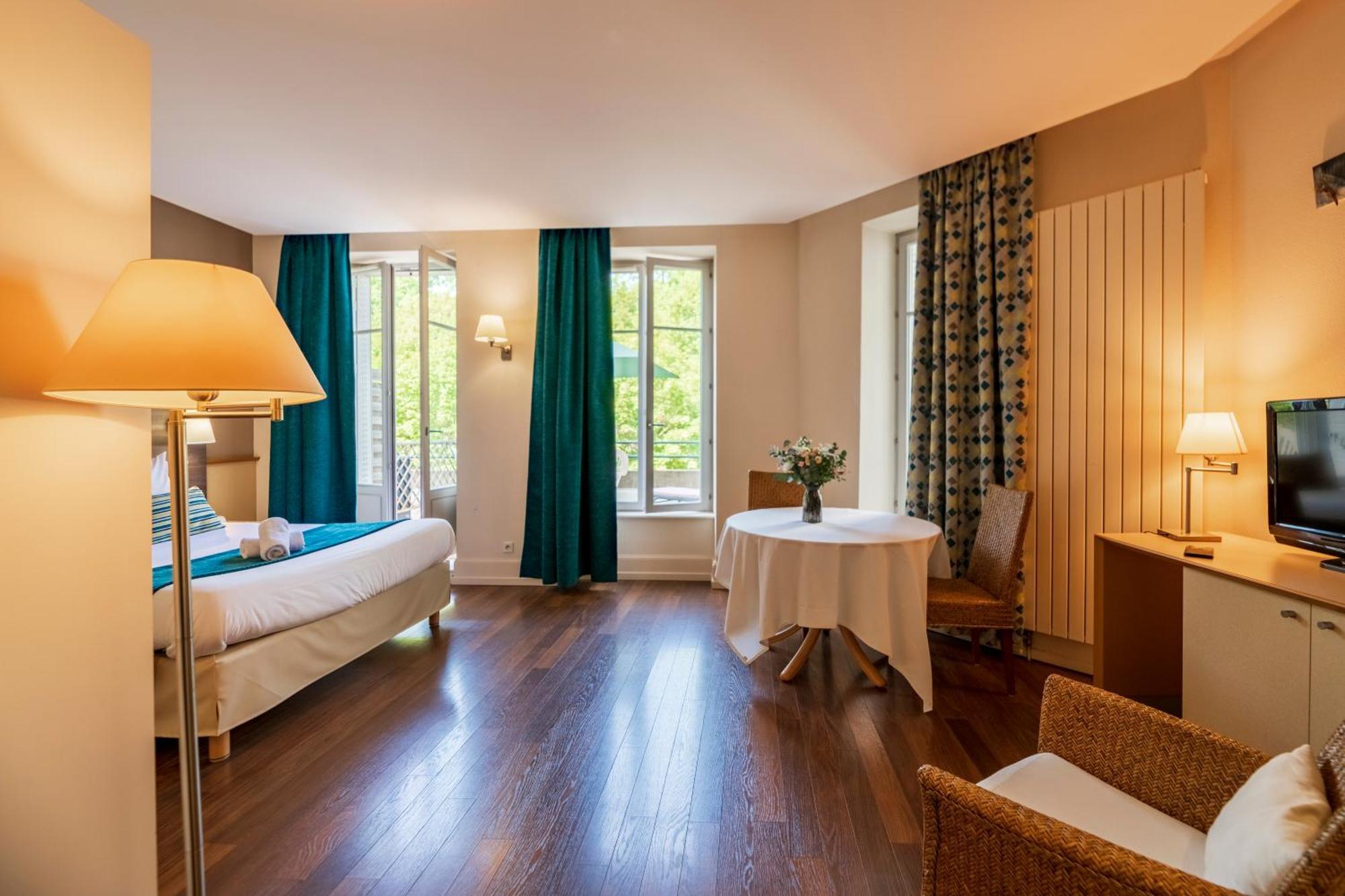 Hotel Cerise - Les Sources Luxeuil-Les-Bains Exteriér fotografie