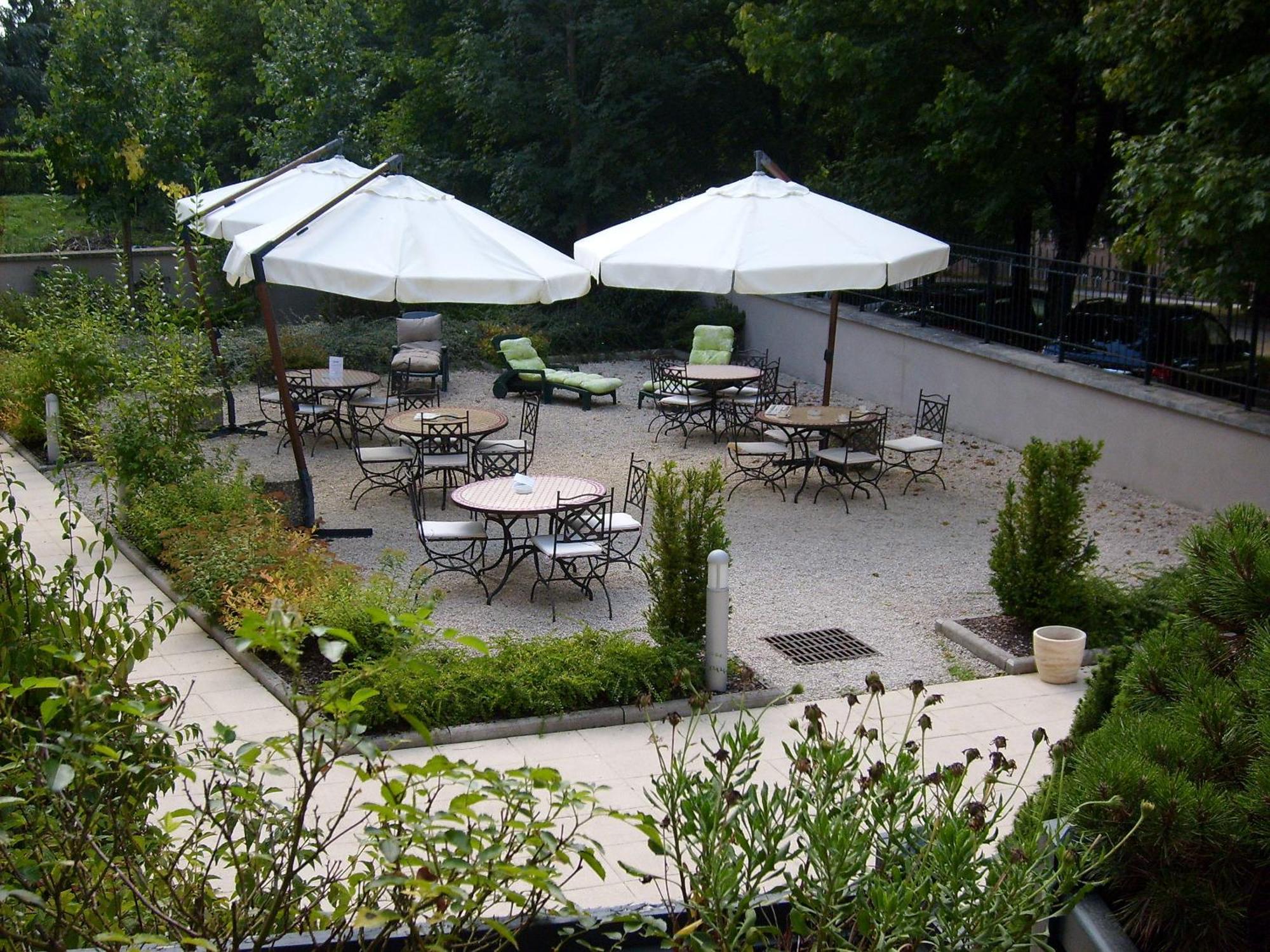 Hotel Cerise - Les Sources Luxeuil-Les-Bains Exteriér fotografie